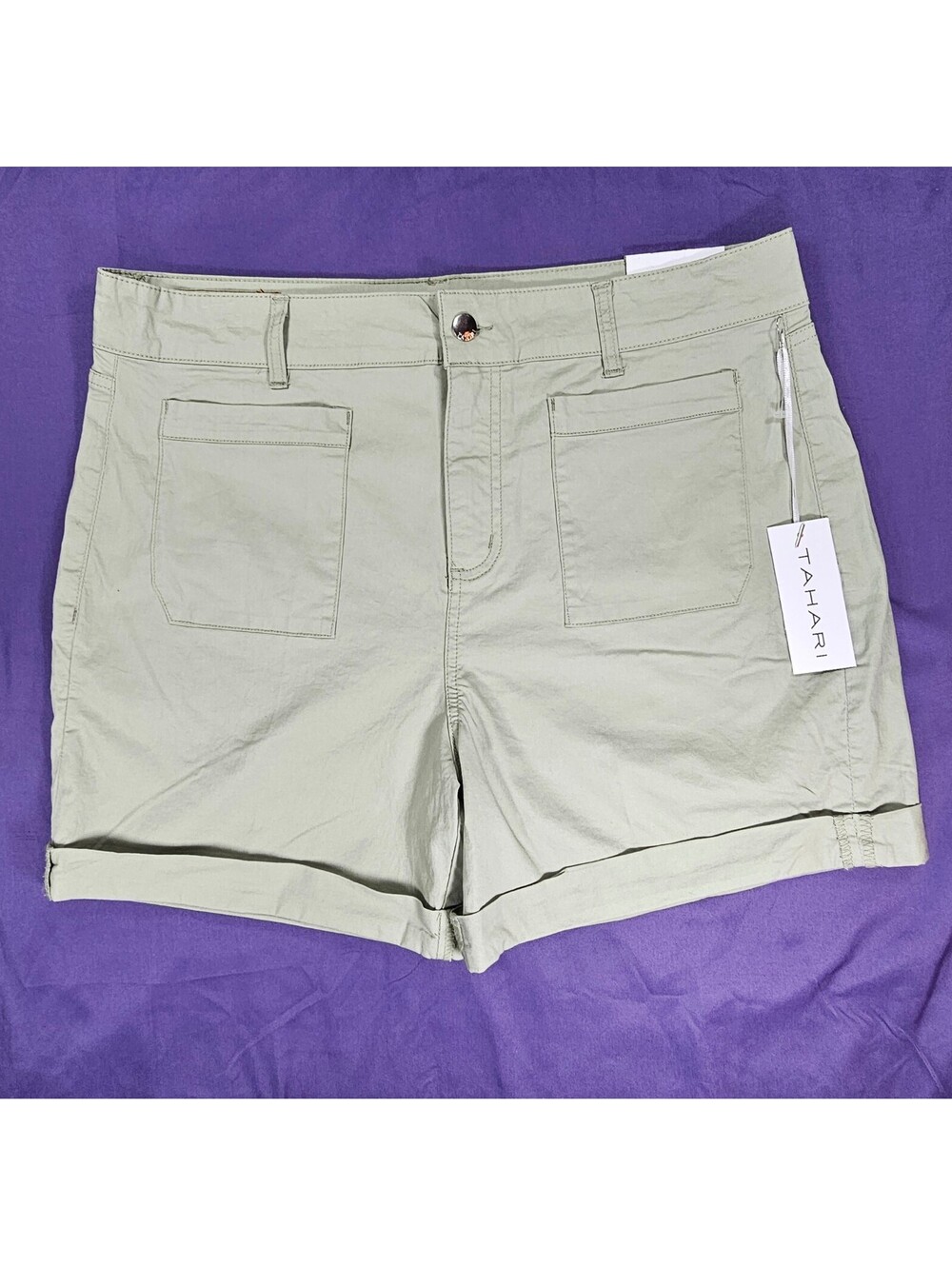 Tahari Women's Cotton Desert Sage Shorts Size 12. NWT